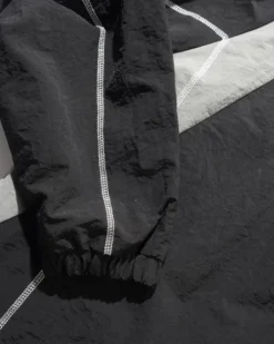 Glint Pullover Training Jacket, Black / Grey